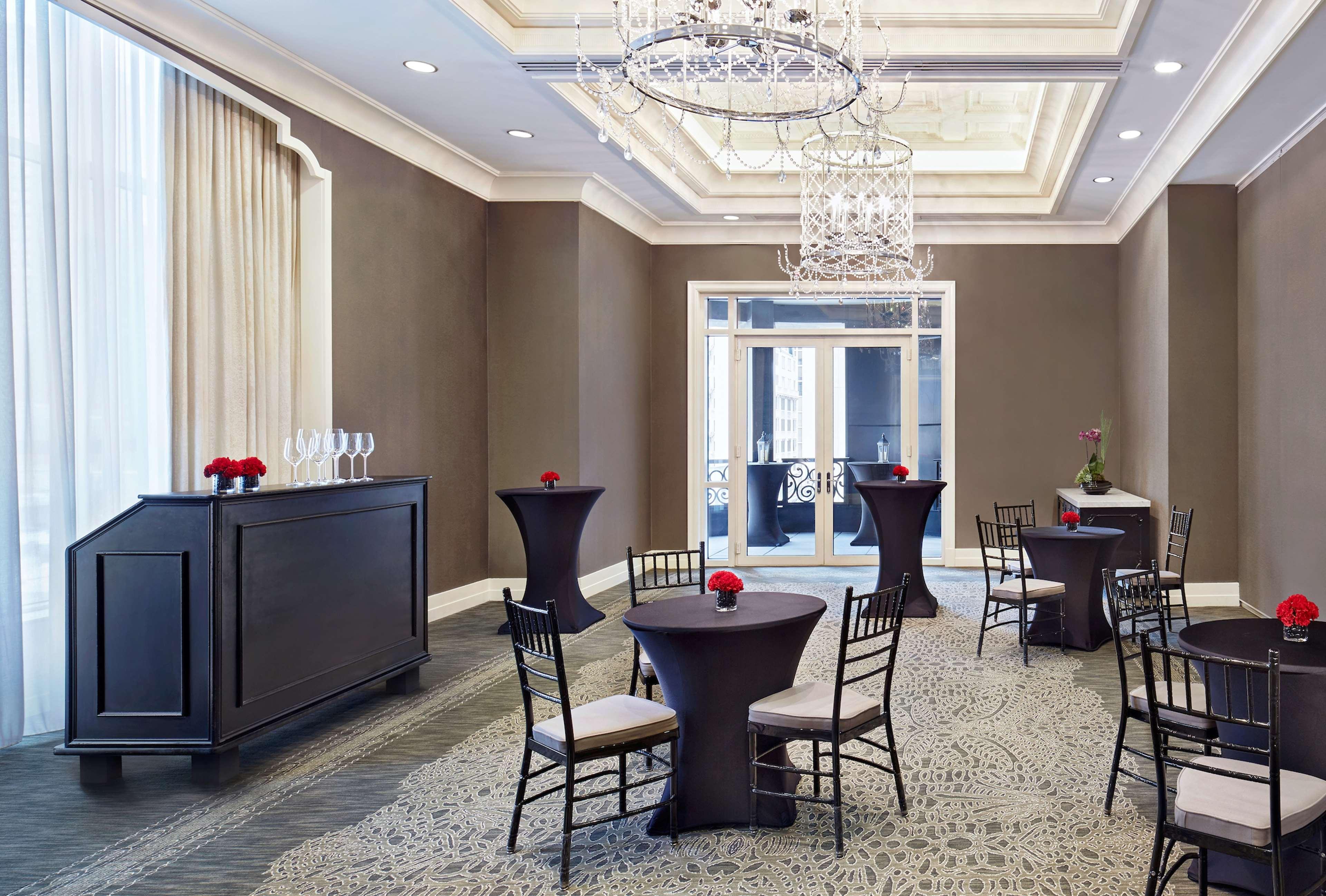 Waldorf Astoria Chicago Hotel Bagian luar foto