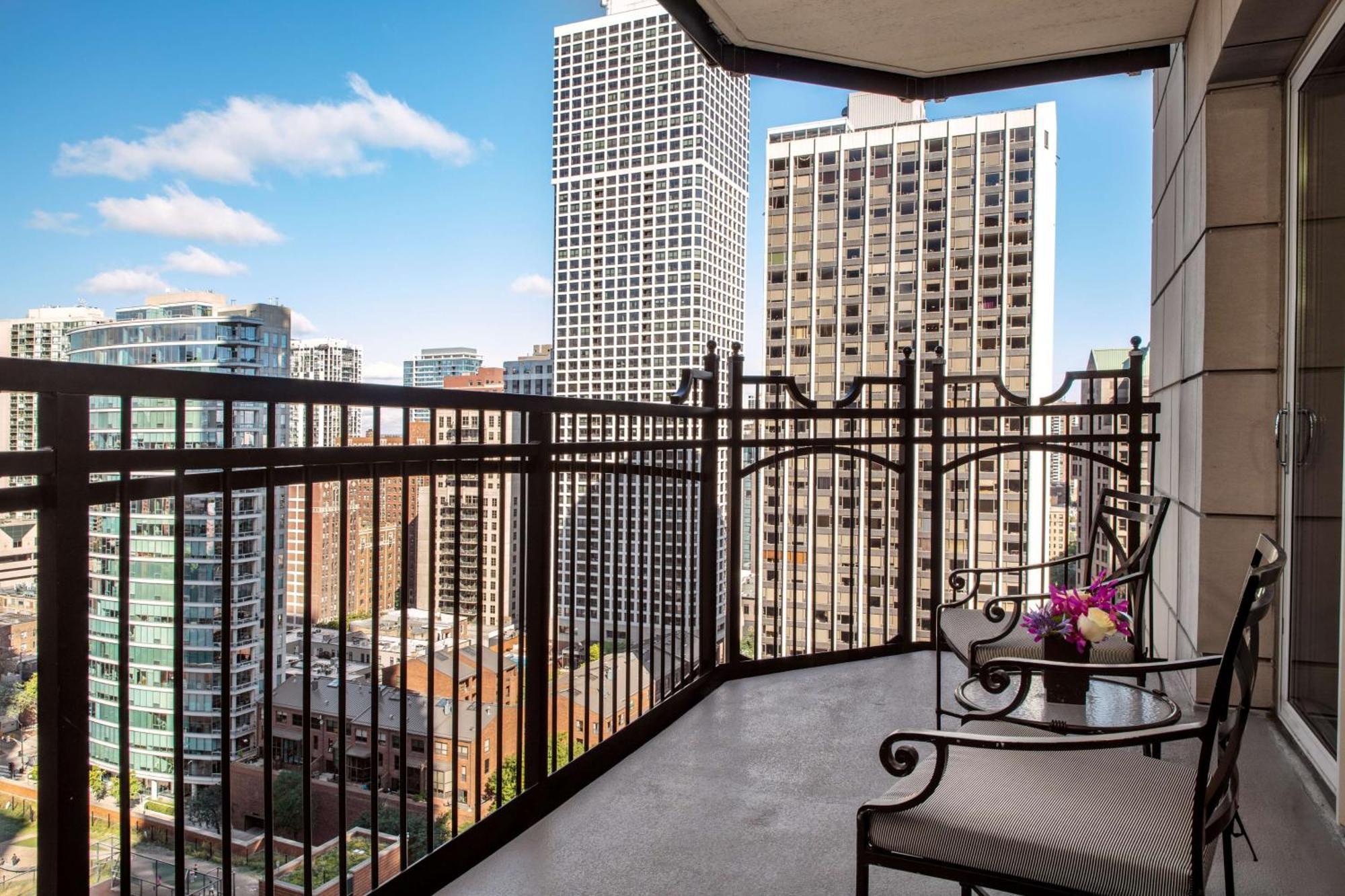 Waldorf Astoria Chicago Hotel Bagian luar foto